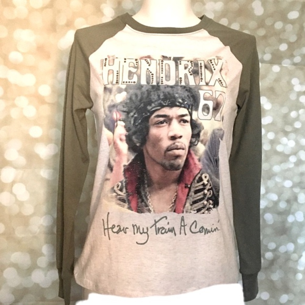 AUTHENTIC HENDRIX Raglan Sleeve Studded Tee NWT
